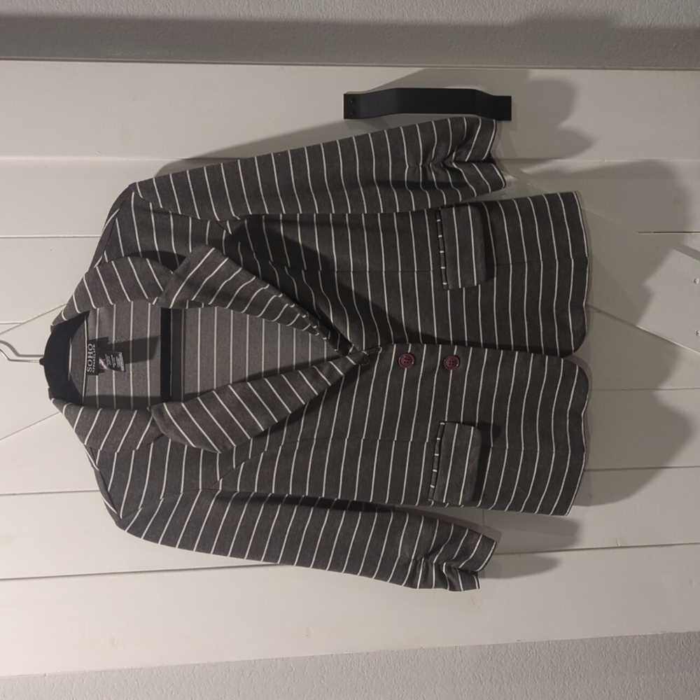 Soho Apparel Women's Gray Striped Cotton Blazer Sz. Large